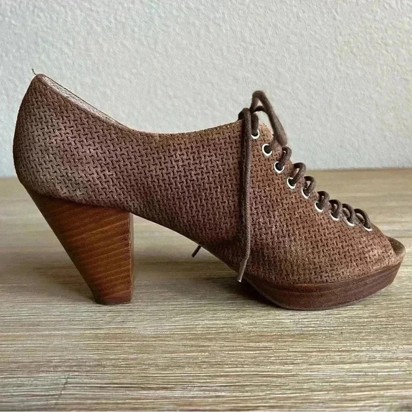 Jeffrey Campbell Anthropology Roosevelt Cone Heel Women’s Size 8 Brown Suede - Picture 4 of 11